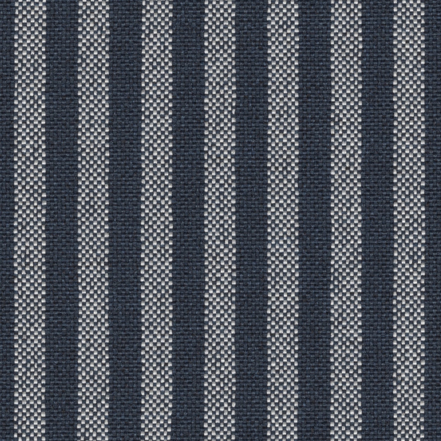 SAILBOAT NAVY