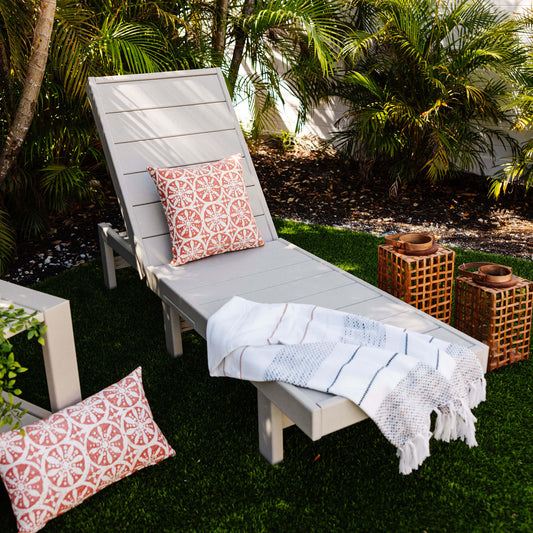 Modern Chaise